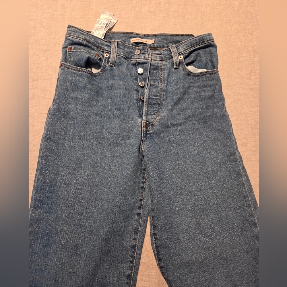 Classic Levi Blue Women's Jeans